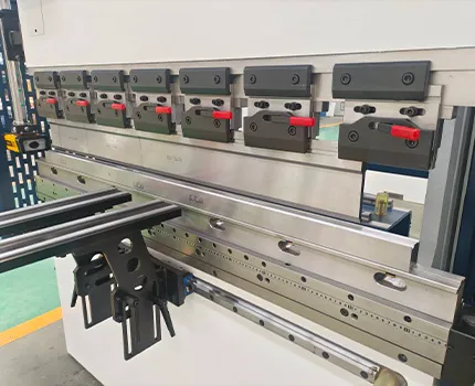 Bending And Positioning Avoidance Die