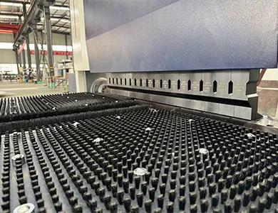 Pressing Knife Structure